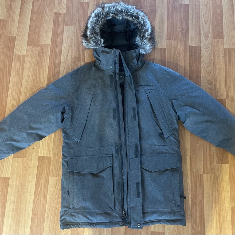 Eddie Bauer Men’s Superior Down Stadium Coat - Medium